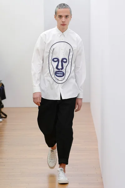 Look 1